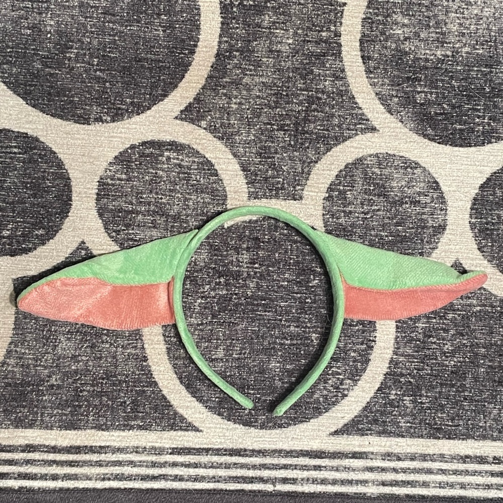 Disney The Child Yoda Ears Headband New Mandalorian Lucasfilm // Minnie Headband